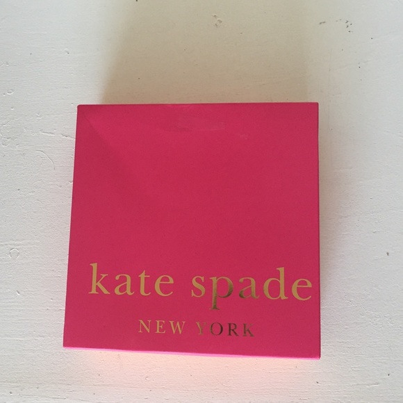 Kate Spade Daisy Place Tray NIB - Picture 2 of 5